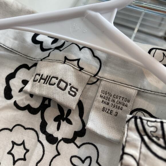 Chico's Women's White Black Art To Wear Floral Button Up Blouse Size 3 XL Boho - Picture 5 of 12